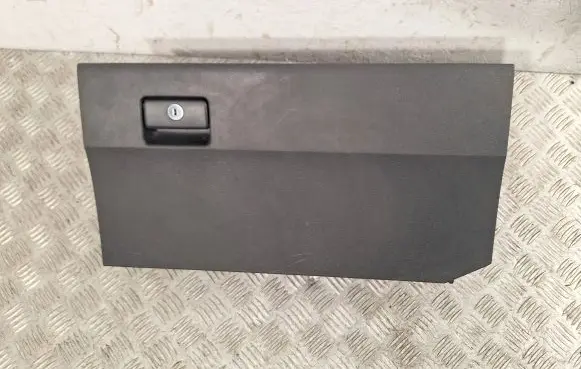 Toyota Verso Glove box 555500F020B0 555510F020