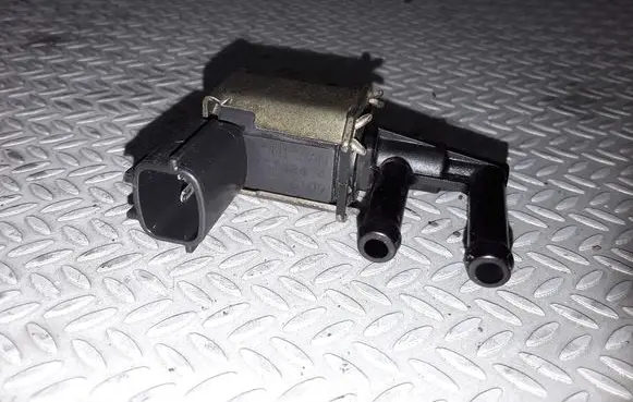 Nissan Note (E11) Turbo solenoid valve K5T48474