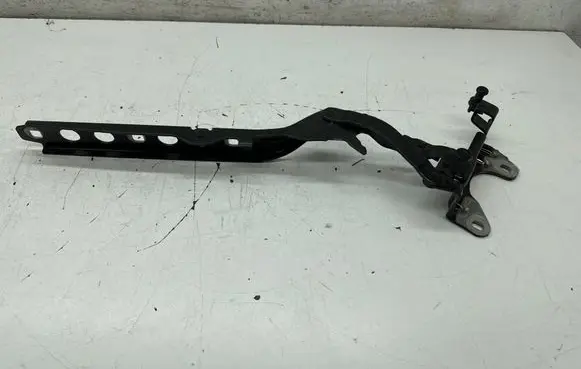 Porsche Macan (95B) Engine bonnet/hood hinges 95B823301
