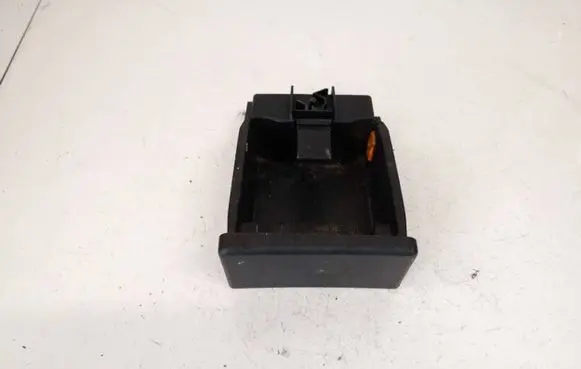 Car ashtray