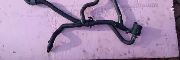 Renault Master III Engine coolant pipe/hose 924102546R