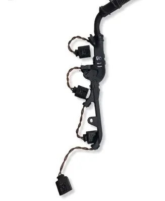 BMW 1 E81 E87 Fuel injector wires 779589701