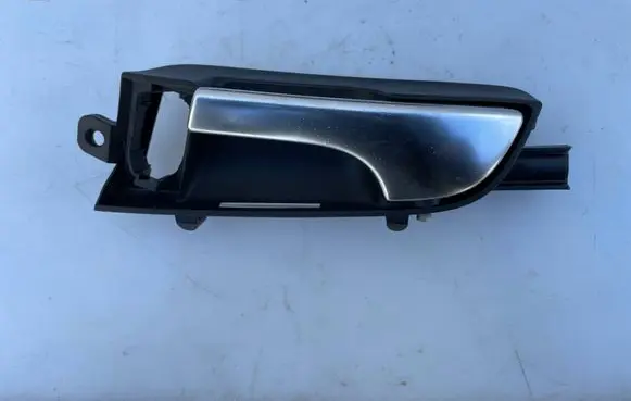 Audi A3 S3 8P Front door interior handle 8P3867019A