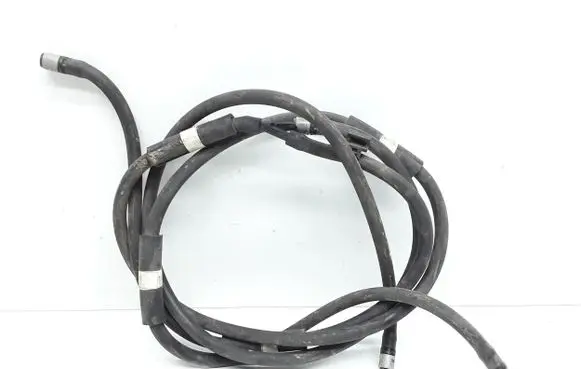 Volvo XC90 Windshield washer fluid hose 
