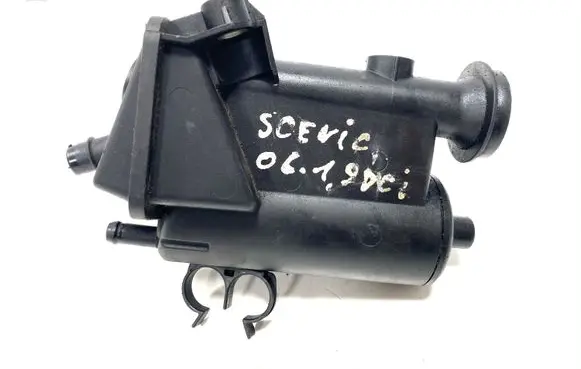 Renault Scenic II - Grand scenic II Breather/breather pipe/hose 8200279414