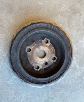 Volvo S80 Crankshaft pulley 30677464