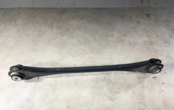 BMW 1 F20 F21 Rear upper control arm/wishbone 6792535