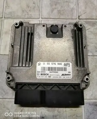 Opel Insignia A Engine control unit/module 55576906