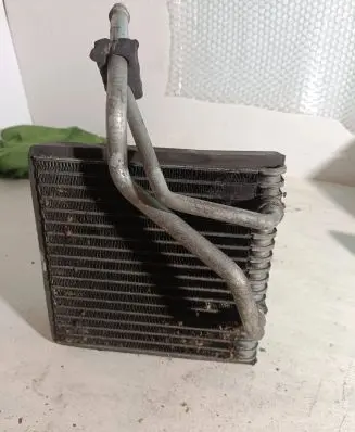Air conditioning (A/C) radiator (interior)