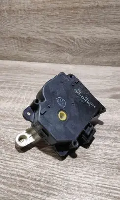 Toyota Prius (XW20) Air flap motor/actuator 0637007960