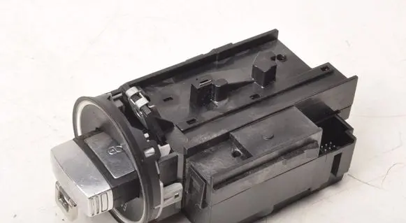 Volkswagen PASSAT B7 Ignition key/card 3C0905843AD
