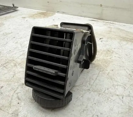 Volkswagen Transporter - Caravelle T5 Dashboard side air vent grill/cover trim 7H0815706A