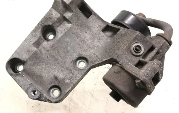 BMW 5 E39 A/C compressor mount bracket 7786194 64557786194