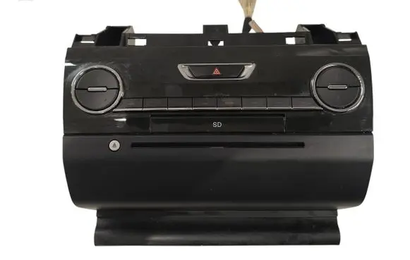 Maserati Ghibli Radio/CD/DVD/GPS head unit 06700084910 52851651AD