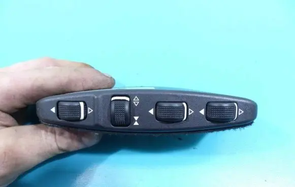 Mercedes-Benz CLS C218 X218 Seat control switch A0018001378LI IMPRK1255740