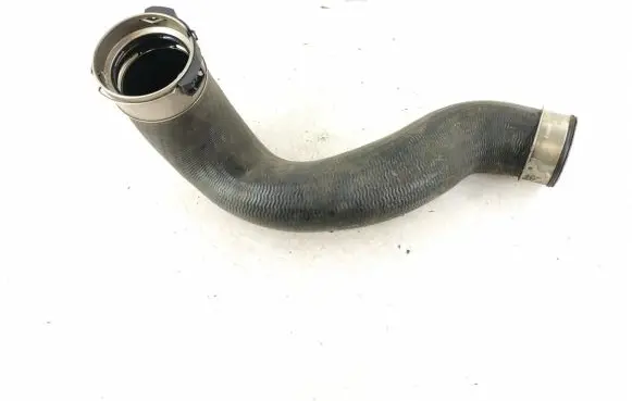 Mercedes-Benz CLS C218 X218 Intercooler hose/pipe 2045280682 A2045280682