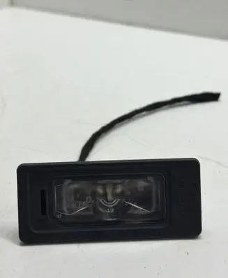 Audi Q7 4M Number plate light 5NA943021