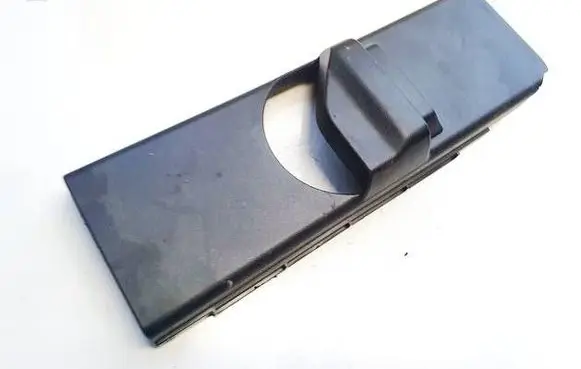 (B) pillar trim (top)