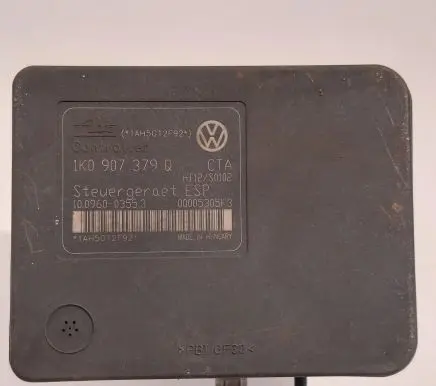 Seat Leon (1P) ABS Pump 1K0907379Q 00005305F3 10096003553