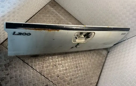 Mitsubishi L200 Tailgate/trunk/boot lid 