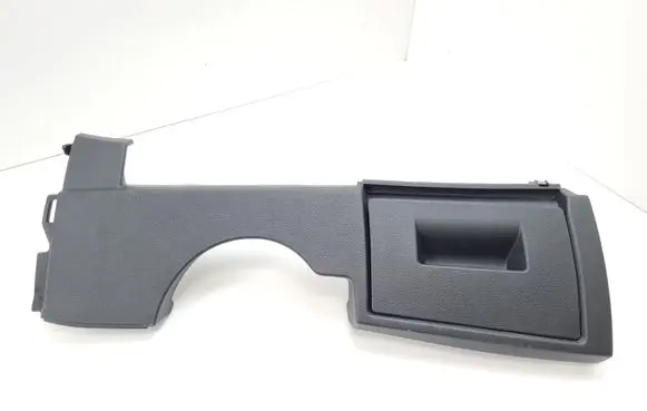 Dashboard lower bottom trim panel