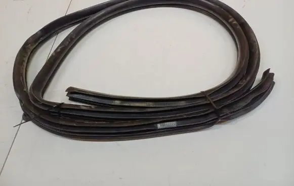 KIA Ceed Rubber seal front coupe door