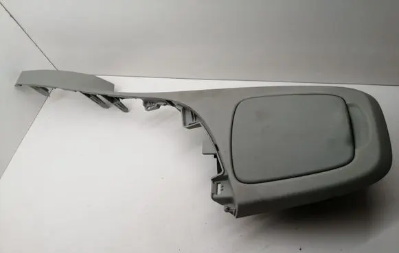 Cup holder front