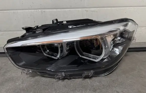 BMW 1 F20 F21 Headlight/headlamp 8739575