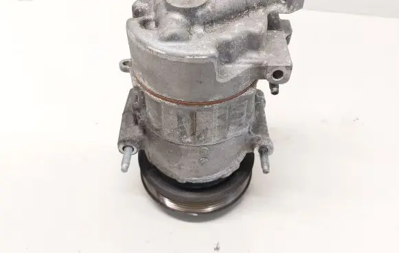 Renault Kadjar Air conditioning (A/C) compressor (pump) 926004EA0A