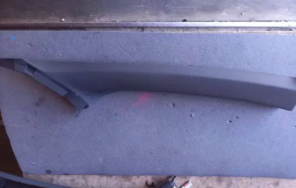 Peugeot 5008 (A) pillar trim 9810165777