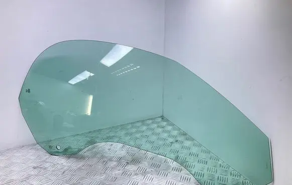 Audi TT TTS Mk2 Front door window/glass (coupe) 
