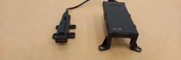 Mercedes-Benz SL R230 Keyless (KESSY) go control unit/module A2308200075