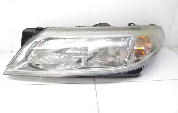 Renault Laguna II Headlight/headlamp 8200002845