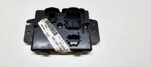 Chrysler Pacifica Air conditioner control unit module 68226022AG P68226022AG