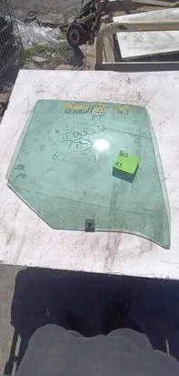 Renault Clio II Rear door window glass 11212123
