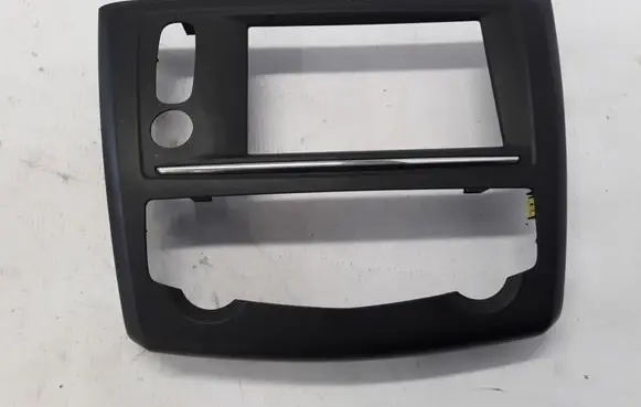Renault Kadjar Panel trim 681043286R