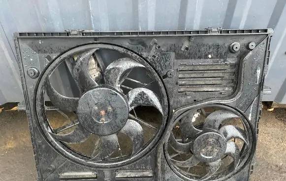 Volkswagen Touareg I Fan set 3135103598 7L0121207D 093682