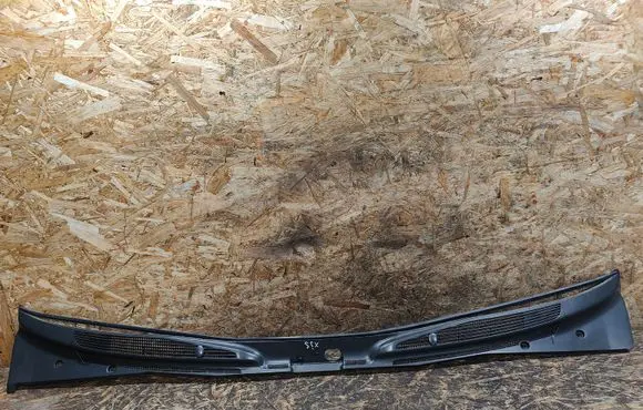 Jaguar XJS Wiper trim