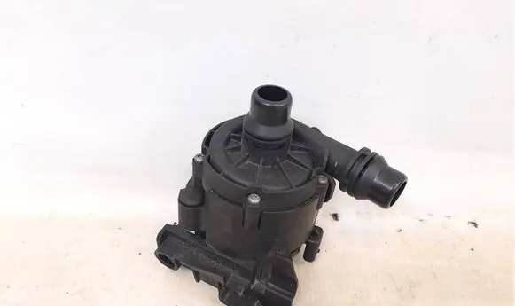 BMW 7 G11 G12 Electric auxiliary coolant/water pump 8637952 8482744 11518637952