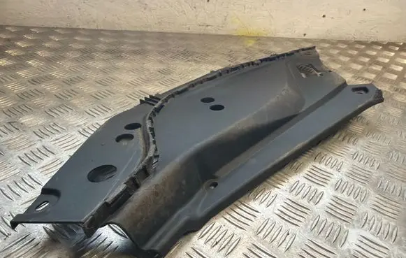Volvo XC90 Radiator trim 31442733