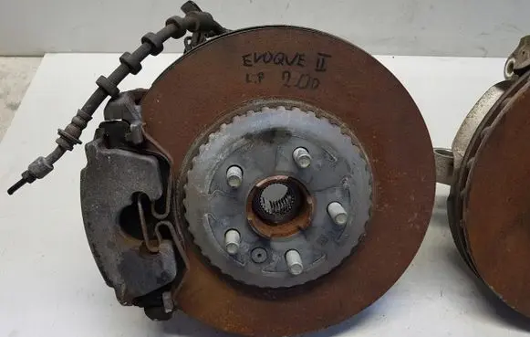 Land Rover Evoque II Front wheel hub spindle knuckle