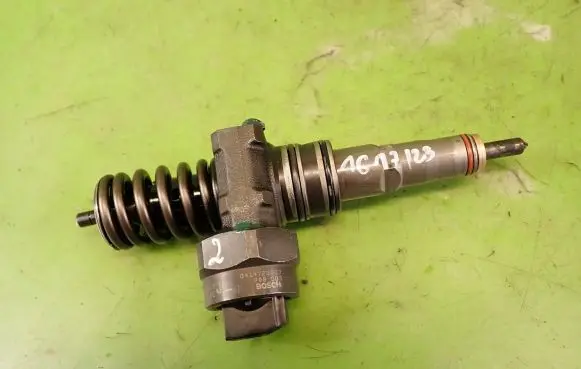 Volkswagen Passat Alltrack Fuel injector