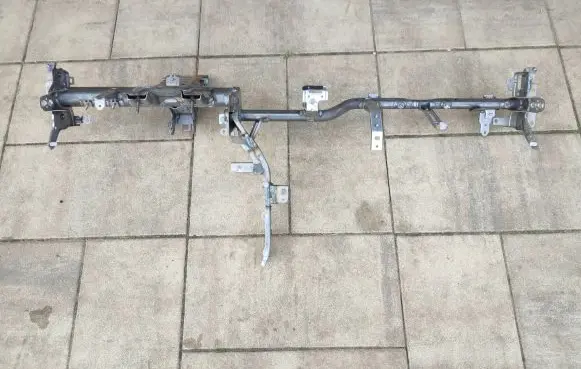 KIA Stonic Dashboard cross member/frame bar 