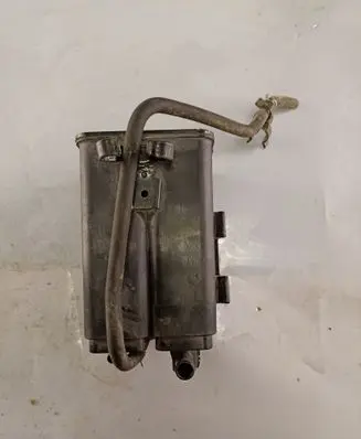Mitsubishi Grandis Vacuum air tank 