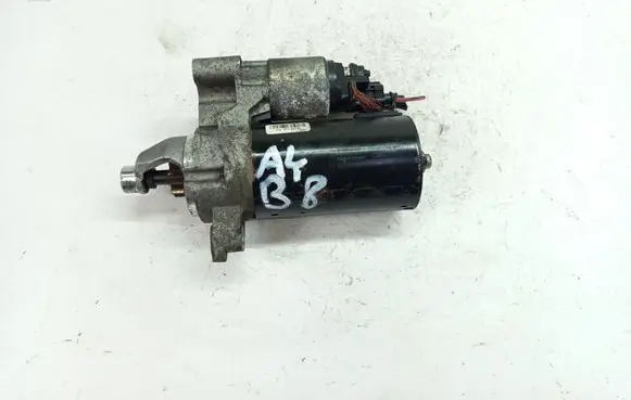 Audi A5 8T 8F Starter motor 03L911021E 20120111 0003158