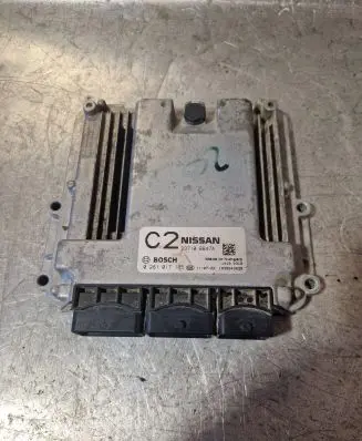 Nissan Qashqai+2 Engine control unit/module 23710BB47A 1039S43639 0281017185