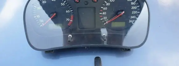 Volkswagen Golf IV Speedometer (instrument cluster) 1J0919881B