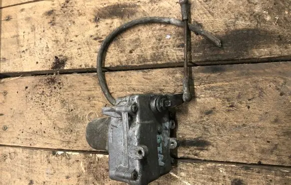 Mercedes-Benz S W126 Ignition amplifier control unit 0015457532 40620111