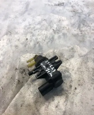 Volkswagen Jetta VI Turbo solenoid valve 1k0906627b