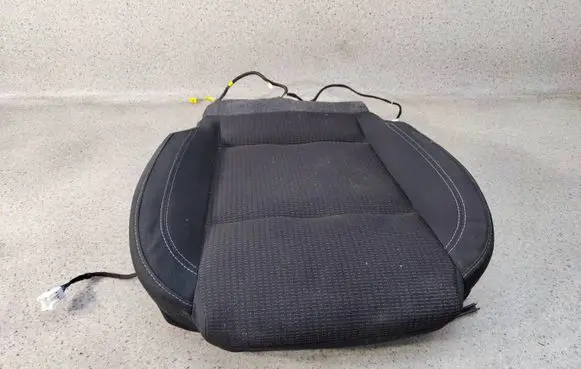 Nissan Qashqai J12 Front passenger seat 